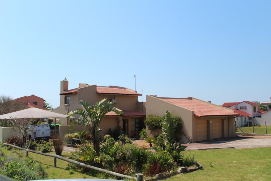 4 Bedroom Property for Sale in Santareme Eastern Cape